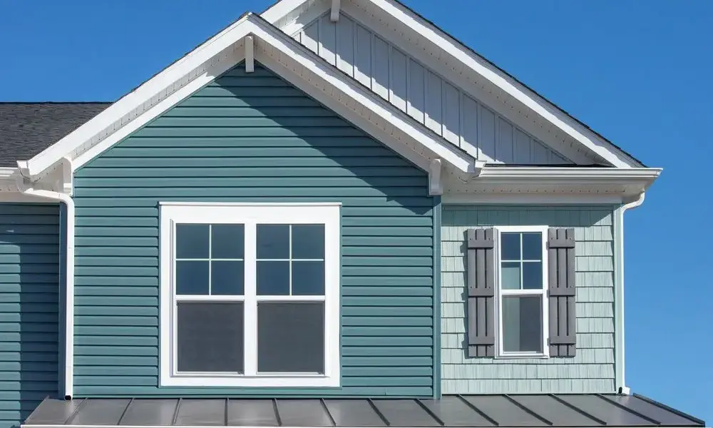 Roof repair and inspection services in Suamico